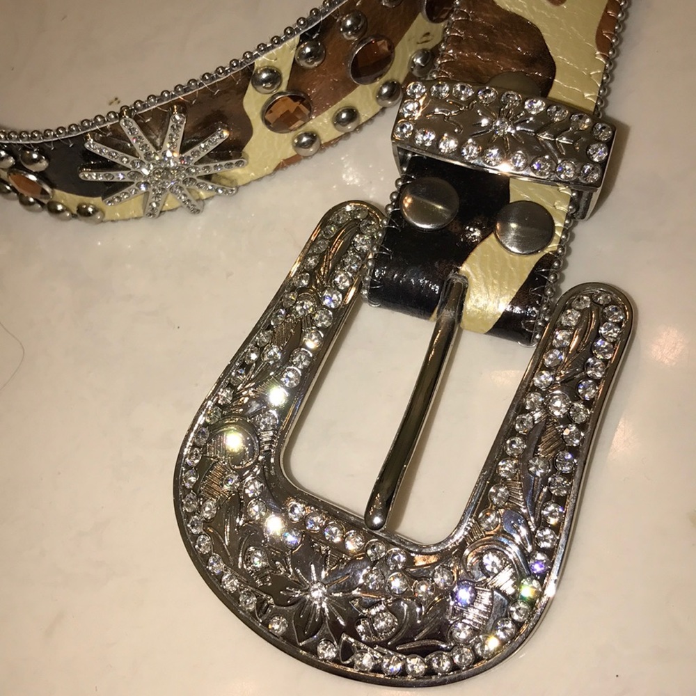 Rhinestone/Crystal cowgirl belt cow print